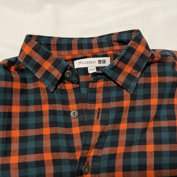 ✨Host Pick✨Uniqlo x JW Anderson Flannel Plaid Shirt - Picture 4 of 10